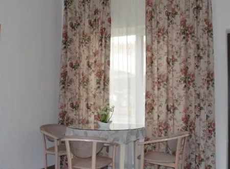 Aparthotel Закарпатский Прованс Šajan